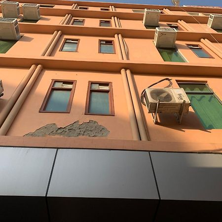 Hotel Noida Continental Buitenkant foto