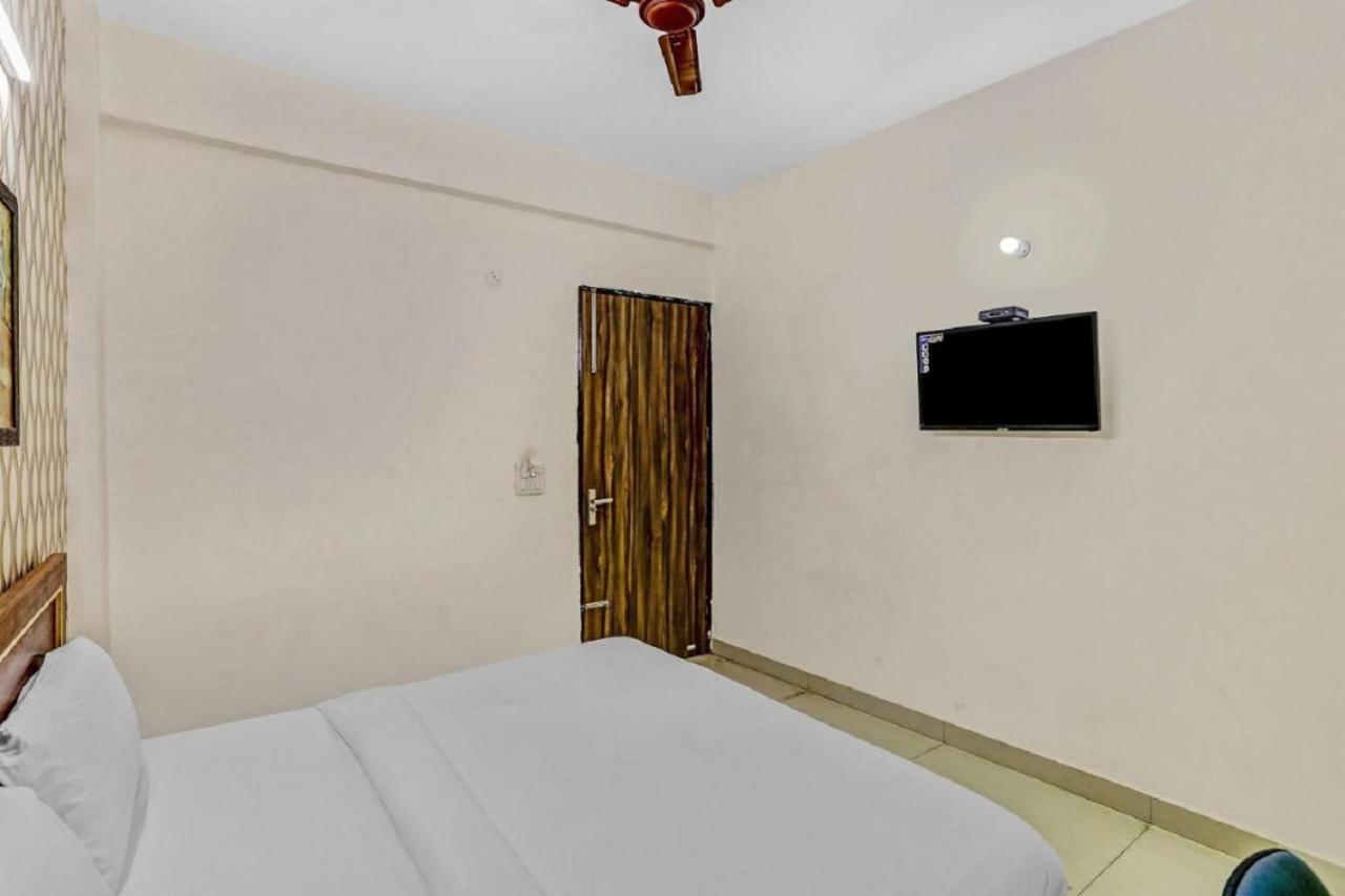 Hotel Noida Continental Buitenkant foto