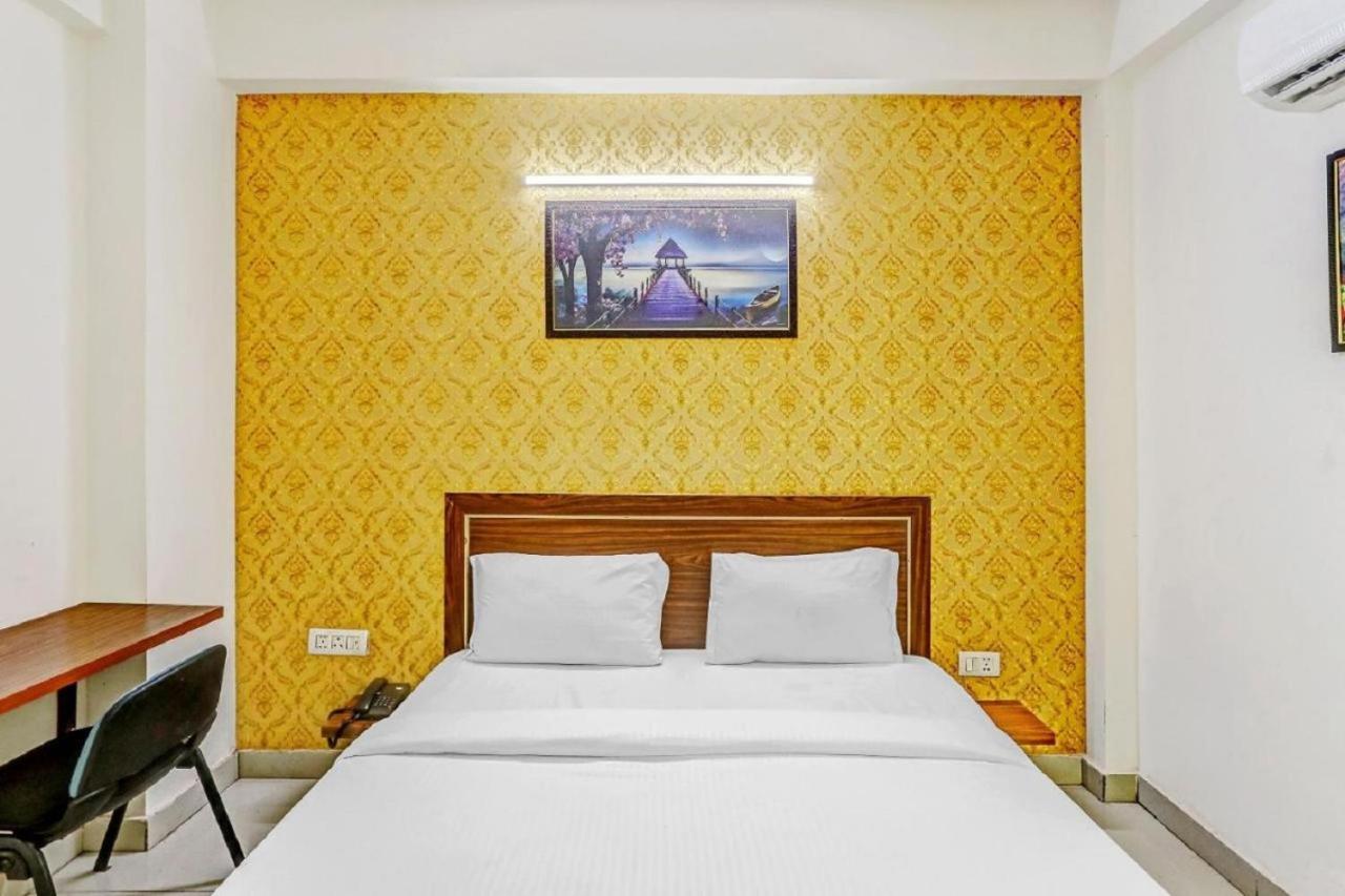 Hotel Noida Continental Buitenkant foto